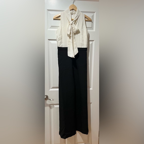 Ann Taylor Two Tone Tie Neck Jumpsuit Wide Leg Ivory - Picture 4 of 6